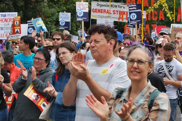 Union Crowd Photo